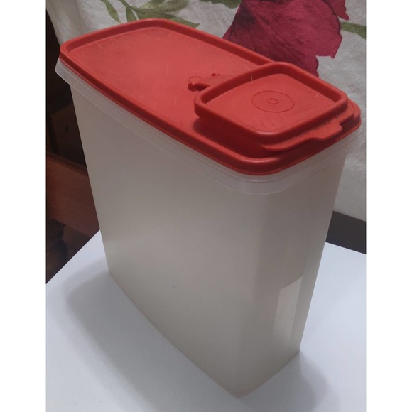 Vintage Tupperware Container - Picture 1 of 3